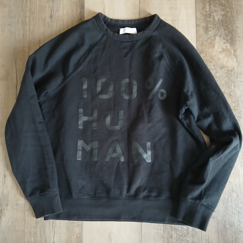Everlane 100% human typography sweatshirt in black, Size M
